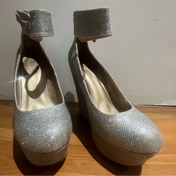 Dream pairs women’s sparkling silver platforms - Picture 8 of 12